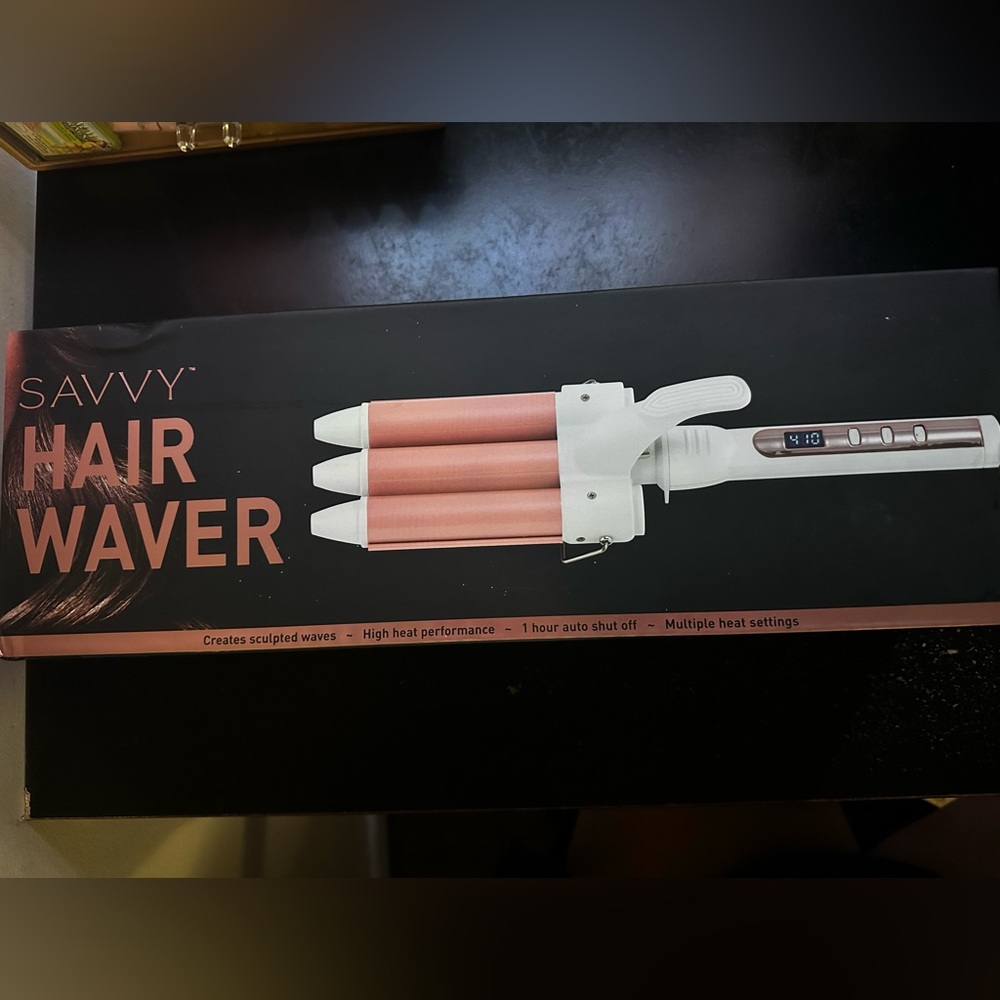 Savvy Hair Waver with Digital Display